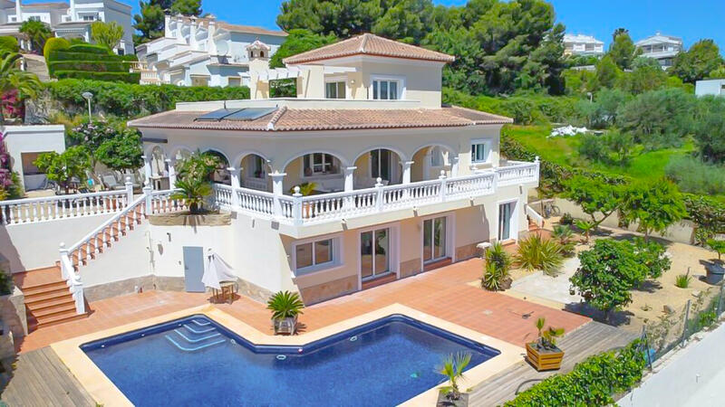 Villa en venta en Moraira, Alicante