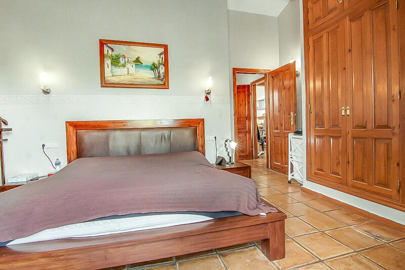 7 chambre Villa à vendre