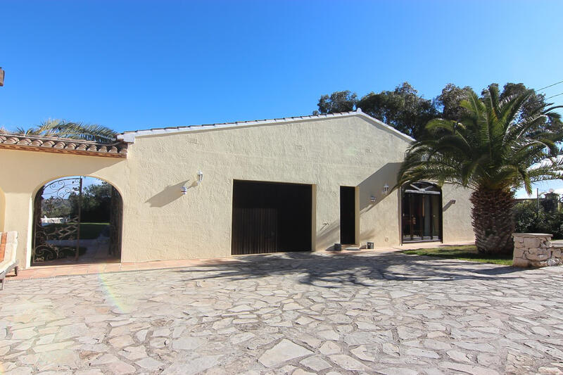 7 Cuarto Villa en venta