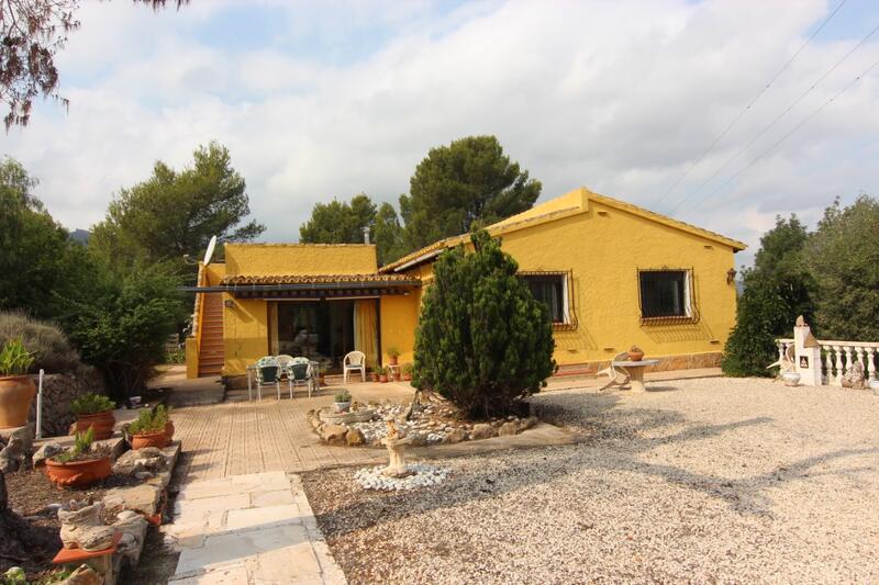 Villa for sale in Lliber, Alicante