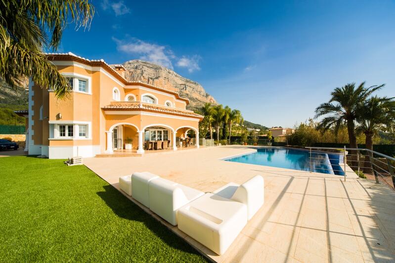 Villa til salg i Javea, Alicante