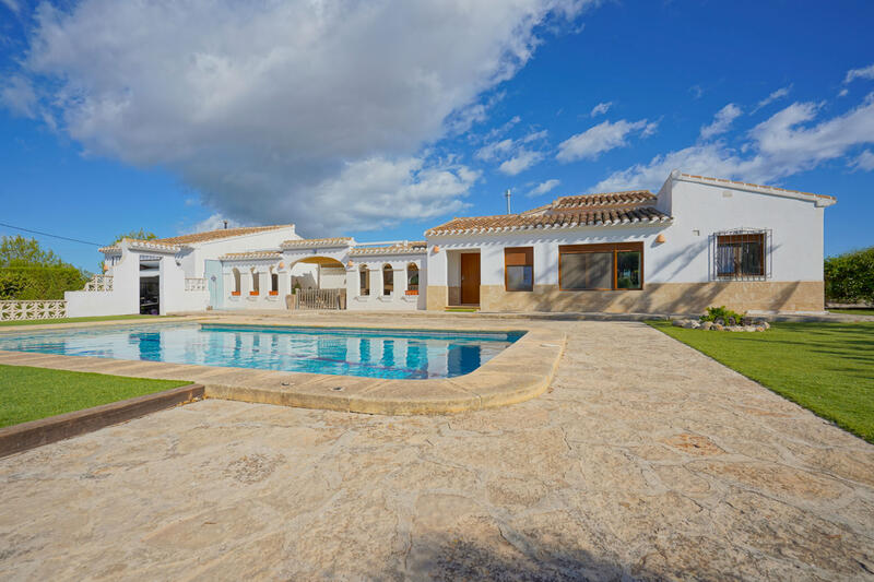 Villa till salu i Javea, Alicante