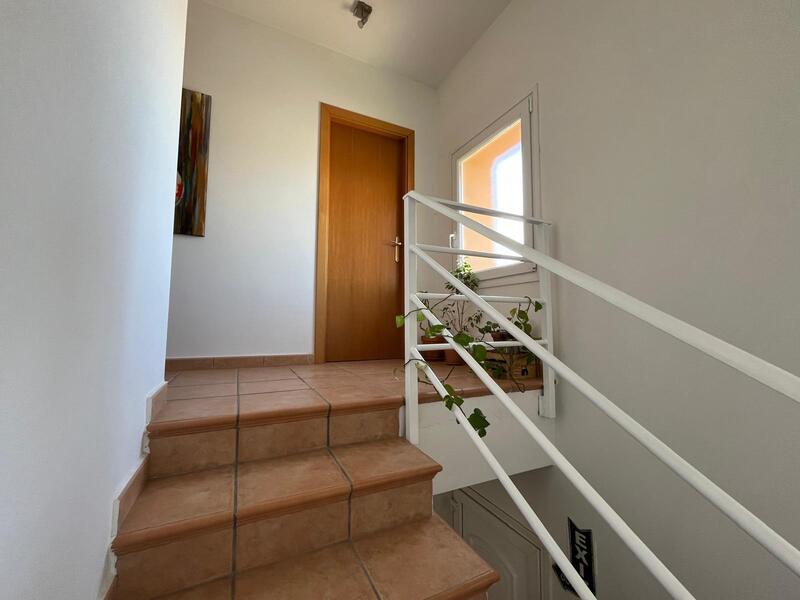 4 Cuarto Villa en venta