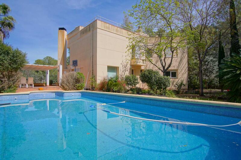 Villa for sale in Pedreguer, Alicante