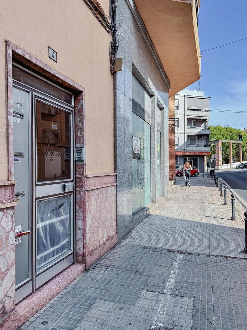 квартира продается в Oliva, Valencia