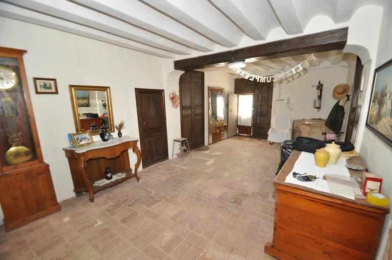 8 bedroom Country House for sale