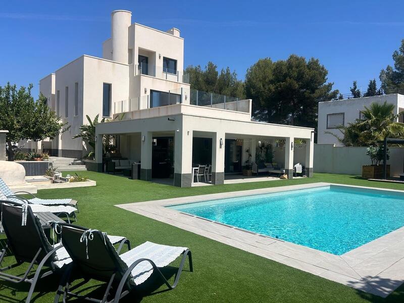 Villa zu verkaufen in Pilar de la Horadada, Alicante