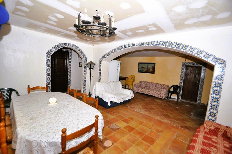 15 bedroom Country House for sale