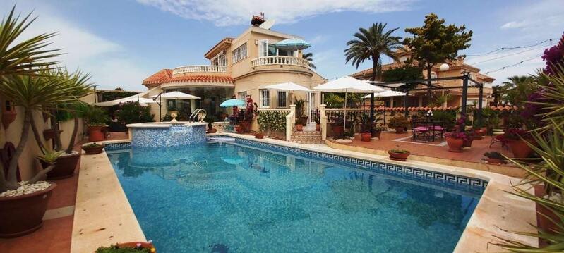 Villa en venta en Cartagena, Murcia