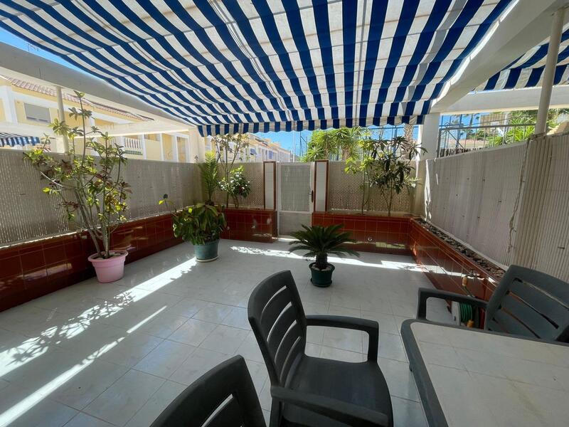 2 Cuarto Villa en venta