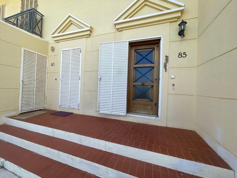 2 Cuarto Villa en venta