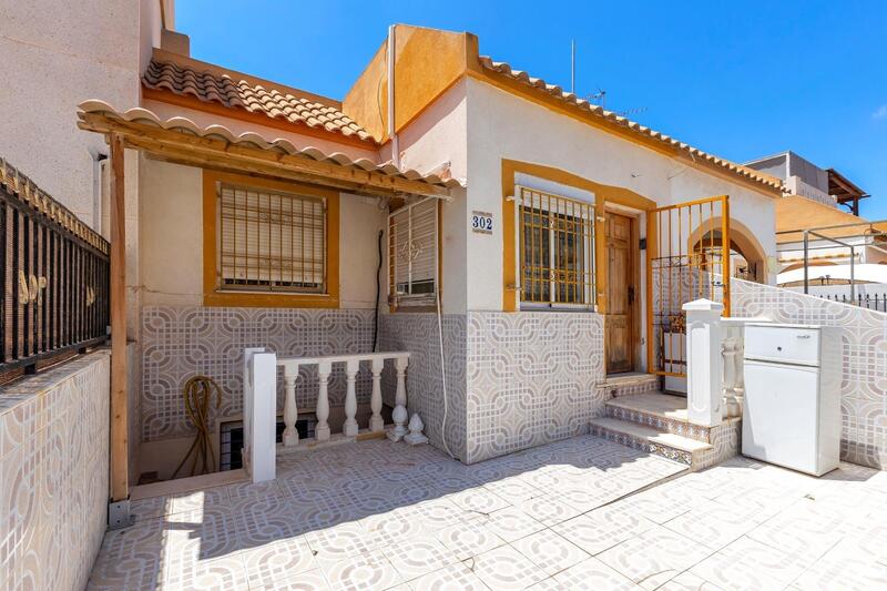 2 Cuarto Villa en venta