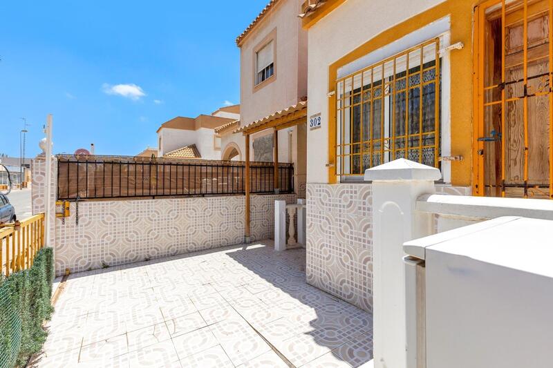 2 Cuarto Villa en venta