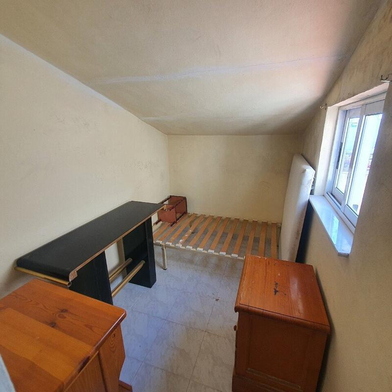 1 bedroom Townhouse for sale