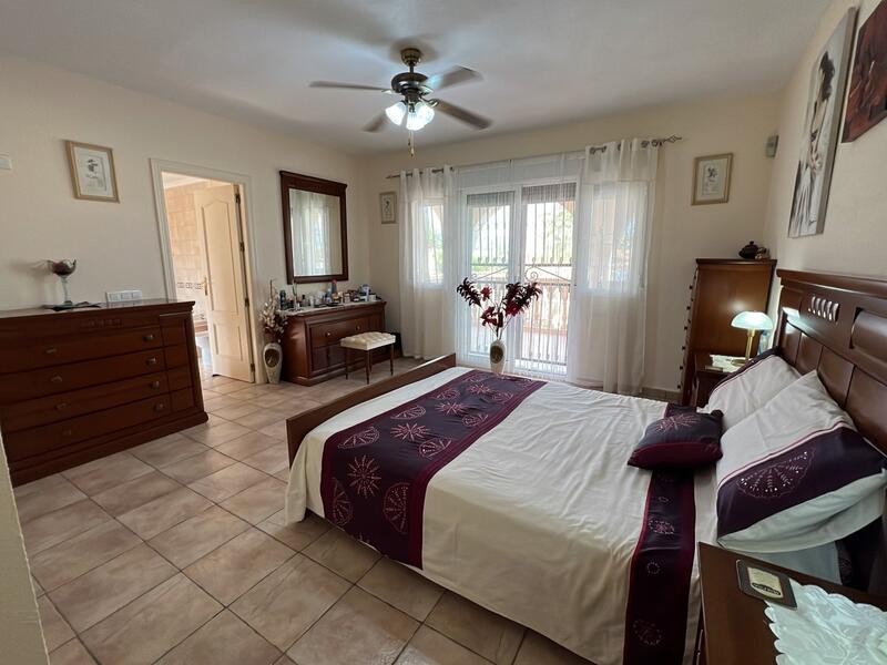 4 chambre Auberge à vendre