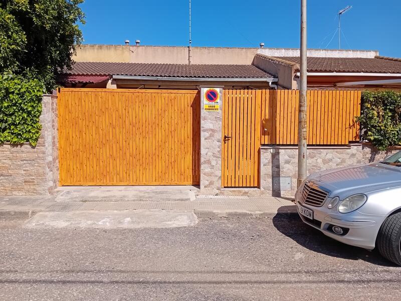 Villa Te koop in Torrevieja, Alicante