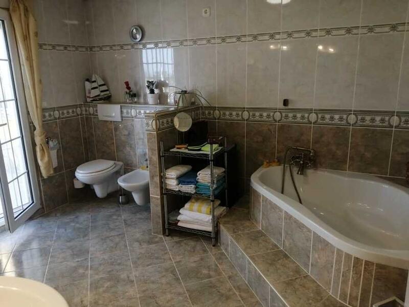 5 slaapkamer Villa Te koop