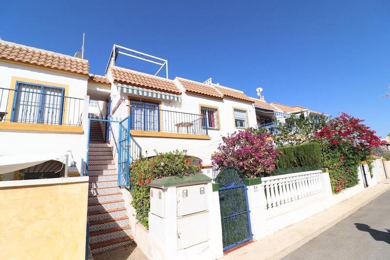 Villa till salu i Orihuela Costa, Alicante