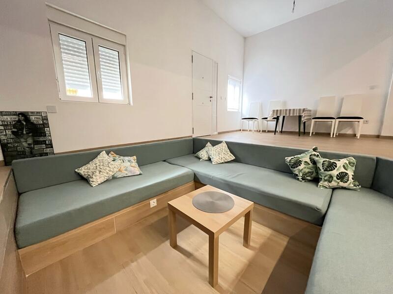 4 Schlafzimmer Stadthaus zu verkaufen