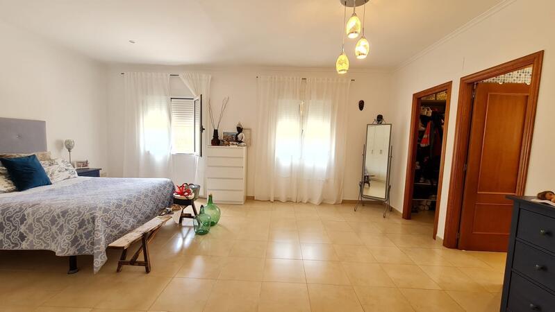 3 Cuarto Villa en venta