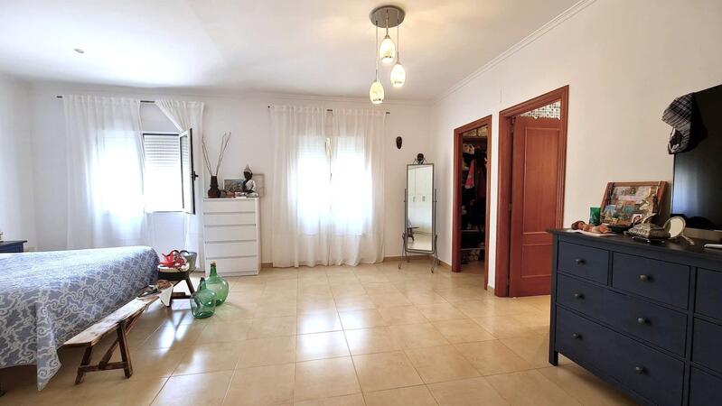 3 Cuarto Villa en venta