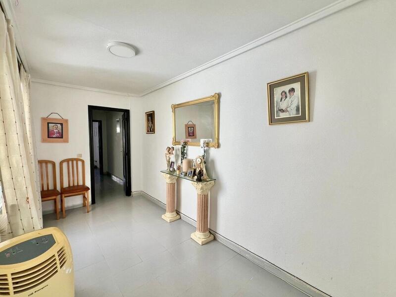 4 slaapkamer Appartement Te koop