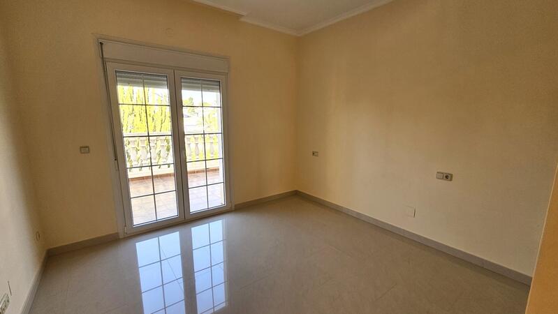 4 Cuarto Villa en venta