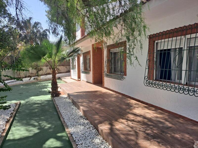 5 Cuarto Casa de Campo en venta