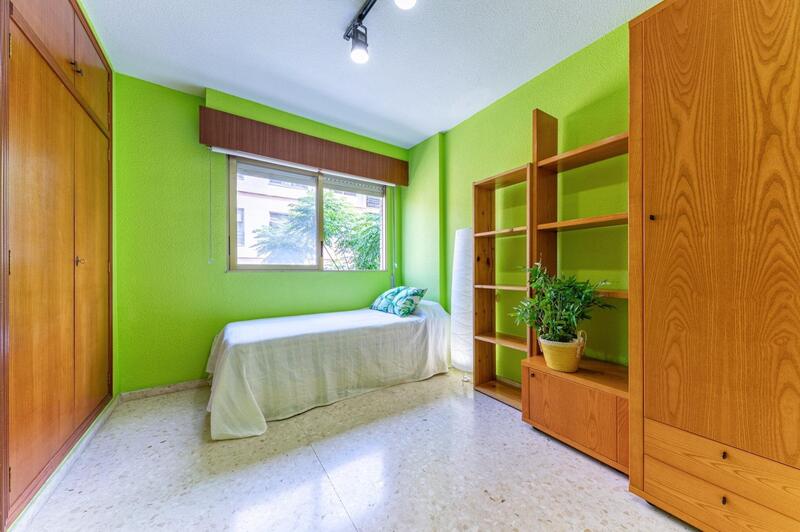 4 Schlafzimmer Appartement zu verkaufen