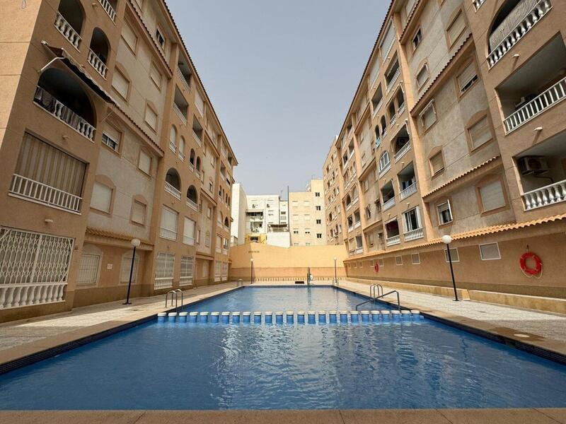 Appartement zu verkaufen in Torrevieja, Alicante