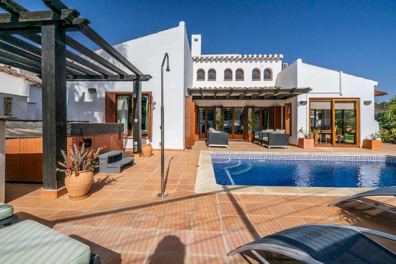 3 bedroom Villa for sale