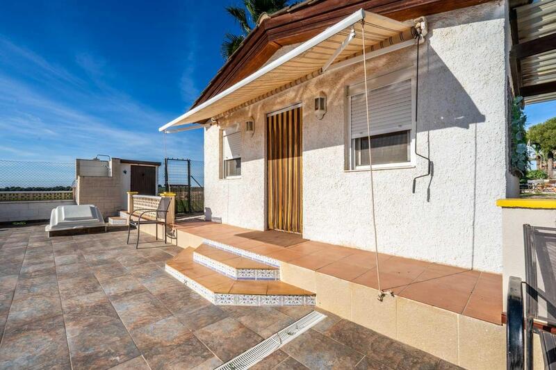 3 Cuarto Villa en venta