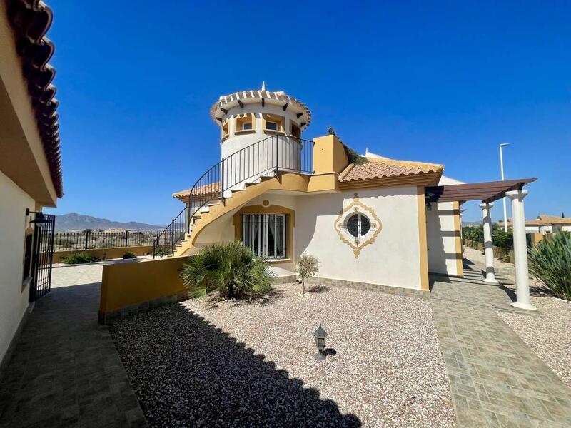 3 Cuarto Villa en venta