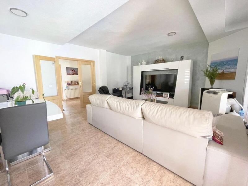 5 chambre Autre à vendre