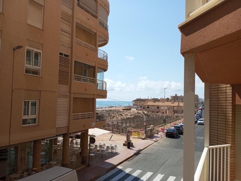 Appartement zu verkaufen in Torrevieja, Alicante