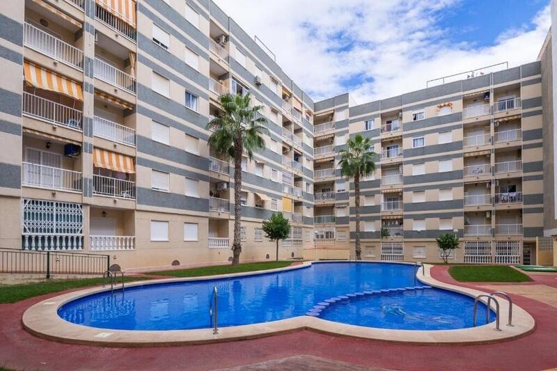 Apartment for sale in Torrevieja, Alicante