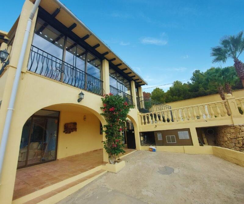 4 Cuarto Villa en venta