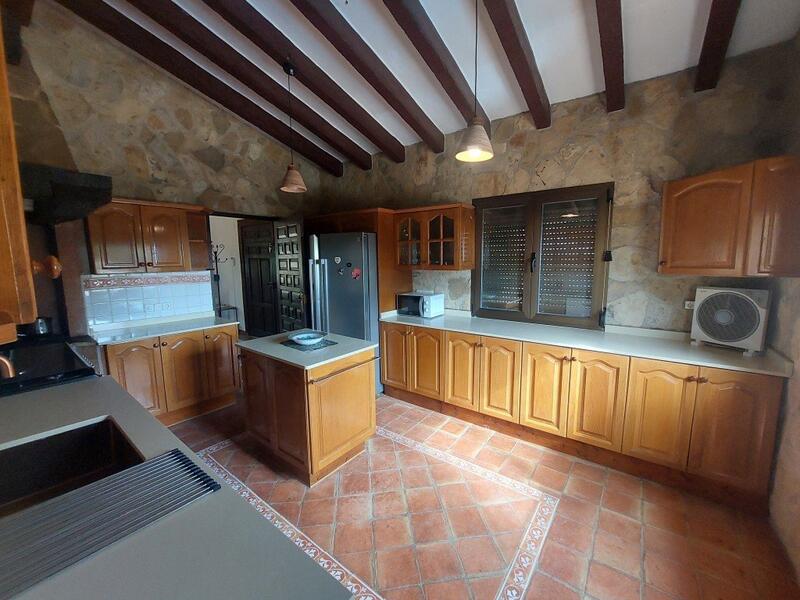 4 Cuarto Villa en venta