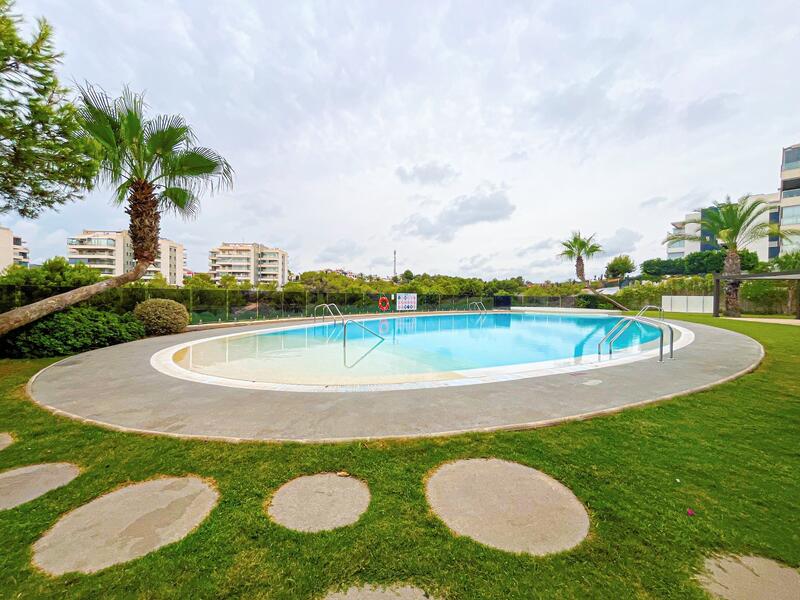 квартира продается в Orihuela Costa, Alicante