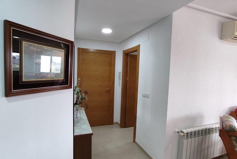 2 bedroom Apartment for sale