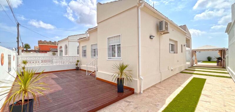 3 Cuarto Villa en venta