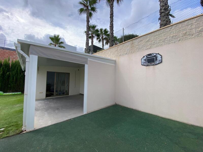 3 Cuarto Villa en venta