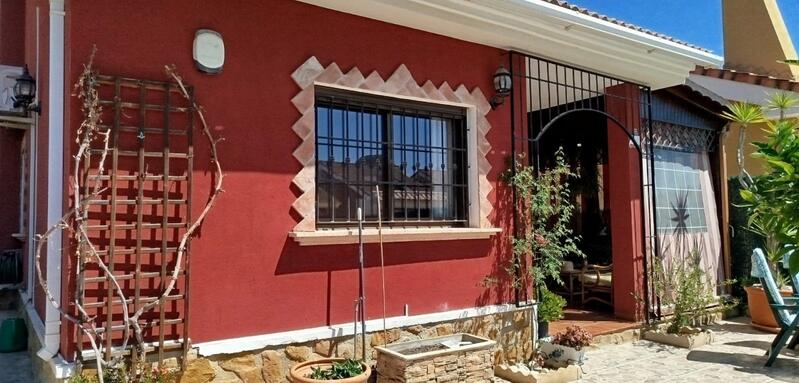 3 Cuarto Villa en venta