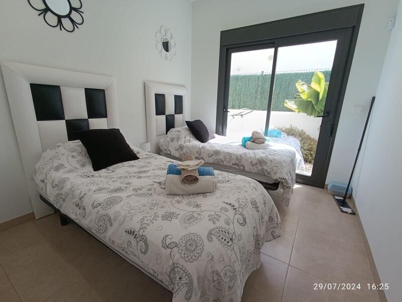 3 Cuarto Villa en venta