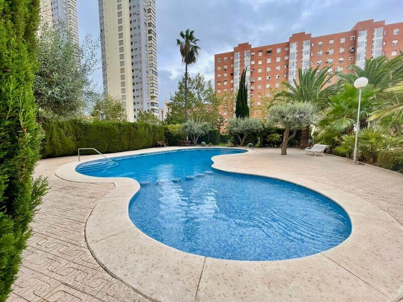 Apartamento en venta en Benidorm, Alicante