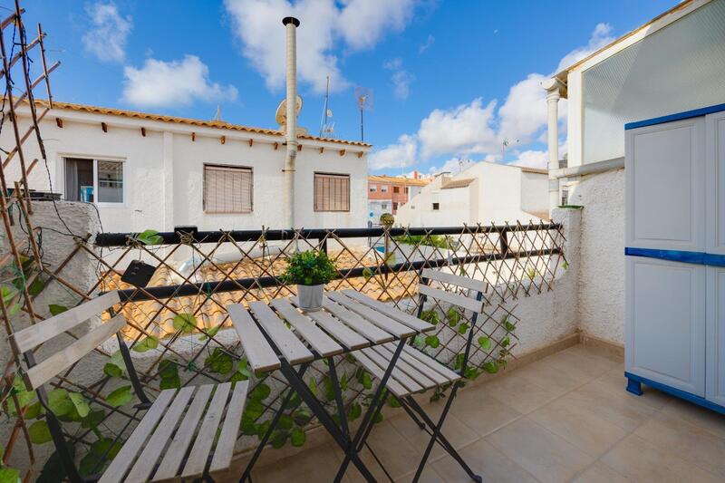 1 Cuarto Villa en venta