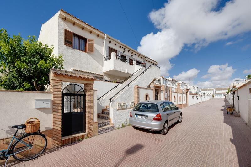 1 Cuarto Villa en venta