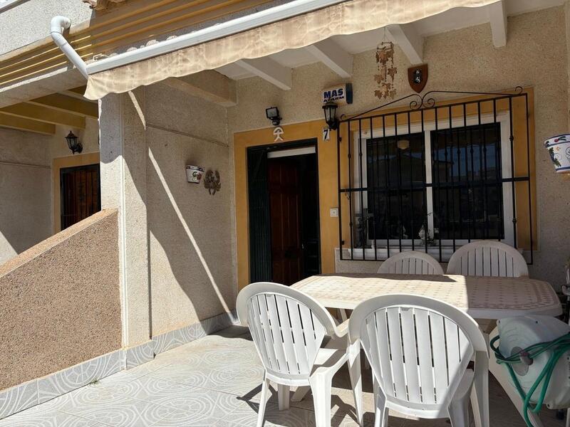 3 bedroom Townhouse for sale