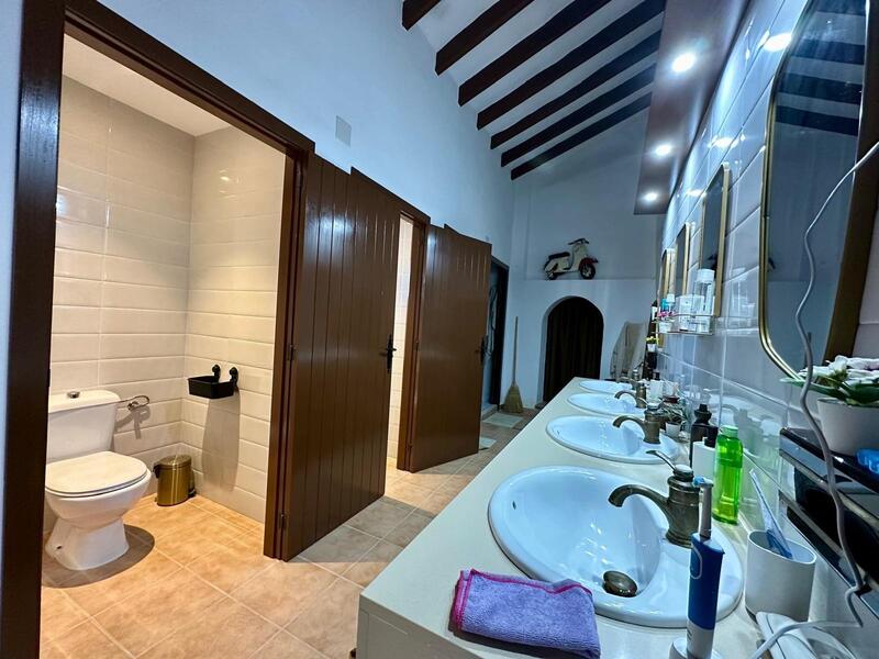 3 Cuarto Casa de Campo en venta