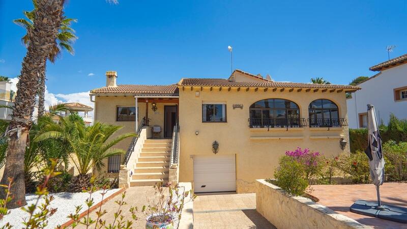 4 bedroom Villa for sale